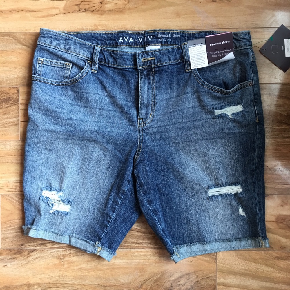 Ava & Viv Bermuda shorts size 16W
